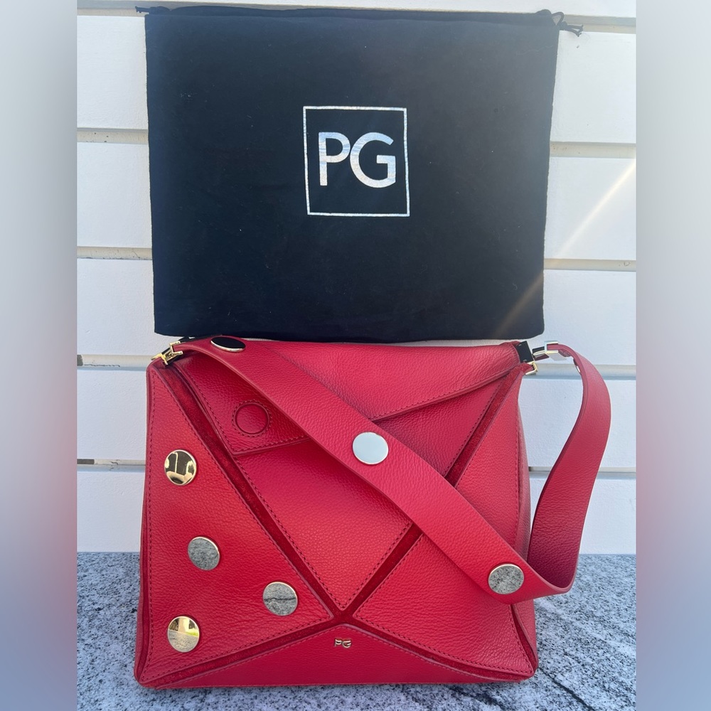 PURIFICACION GARCIA red Leather handbag. Medium Size. Used once.